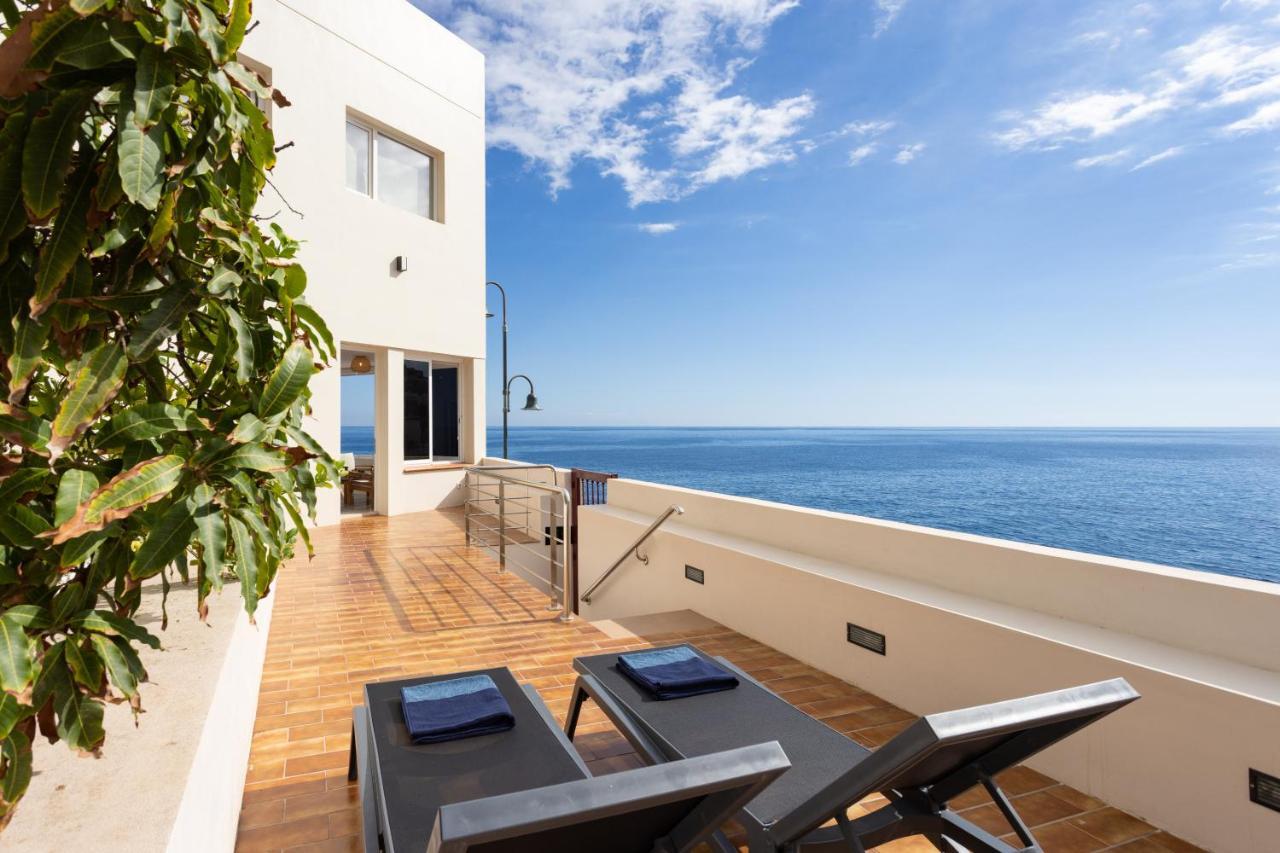Home2book Stunning Beachfront House With Sea Views Candelaria