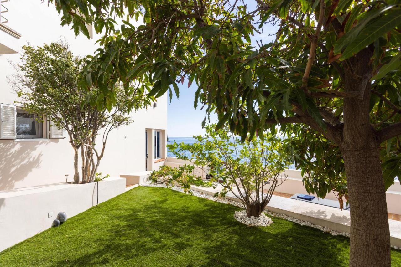 Home2book Stunning Beachfront House With Sea Views Hébergement de vacances Candelaria